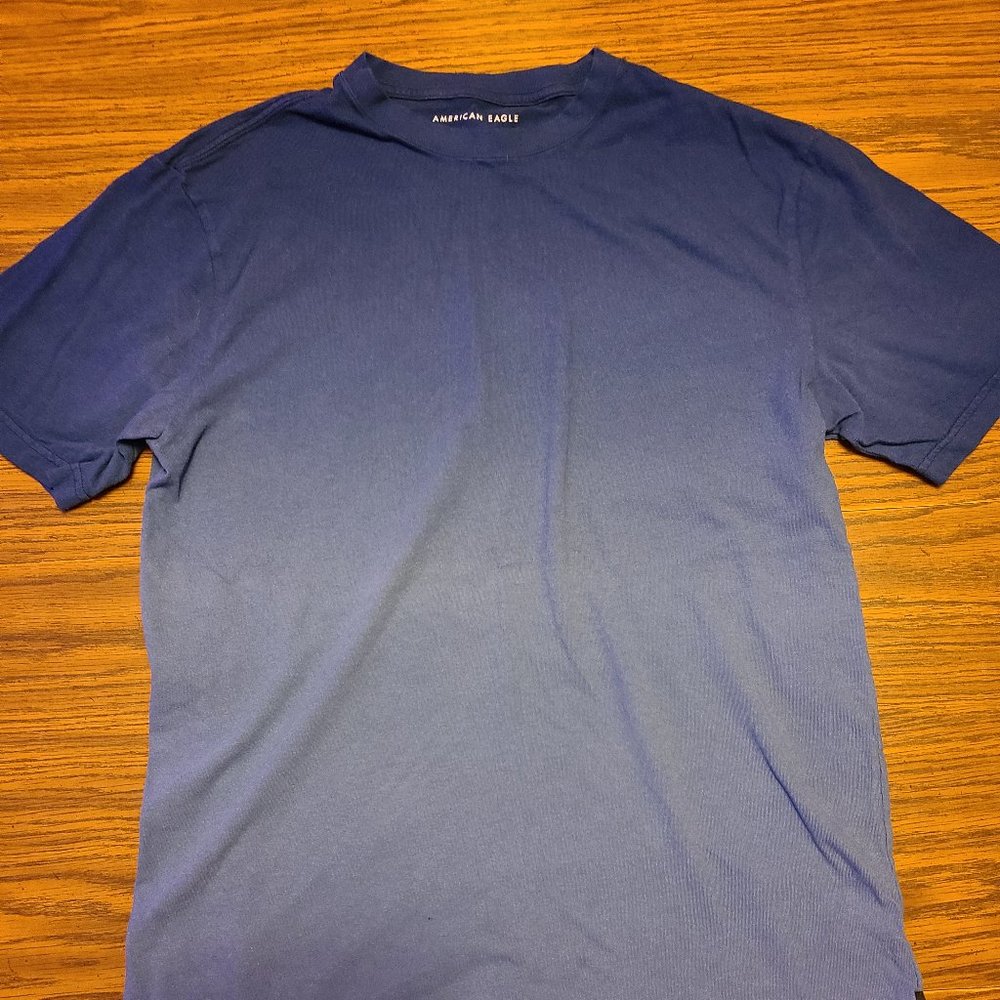 American Eagle Standard Fit T-Shirt - Gradient Fade